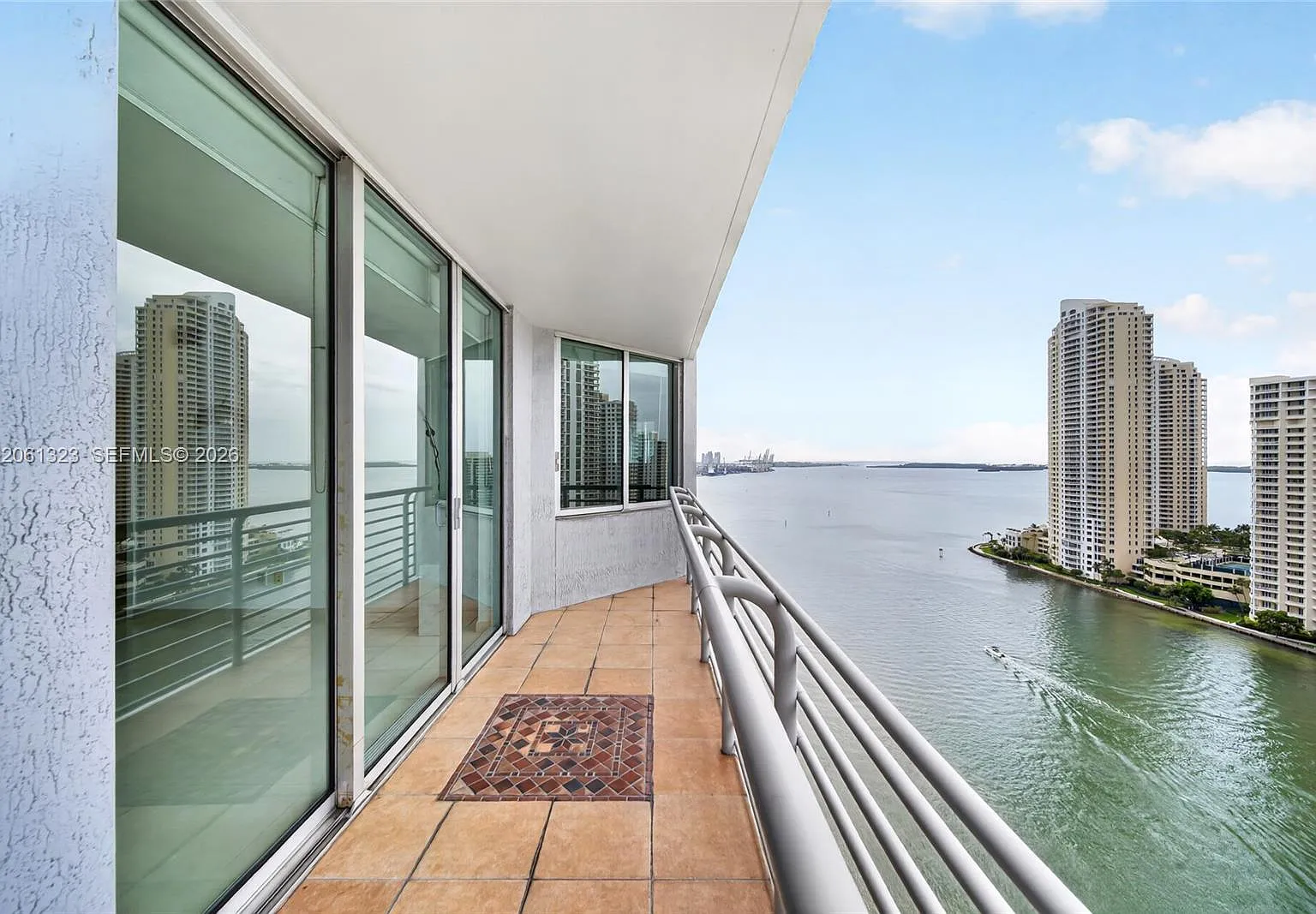 One Miami West Condo — Photo 3