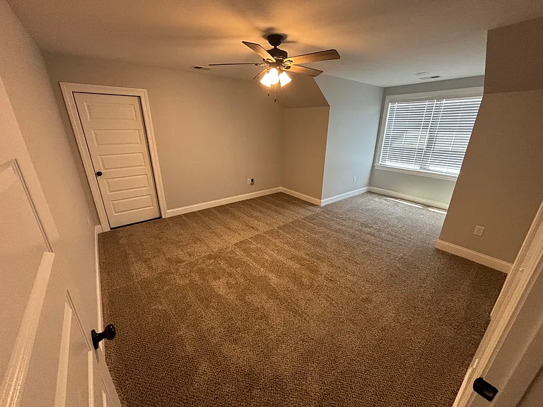 2556 Beauvoir Dr — Photo 9