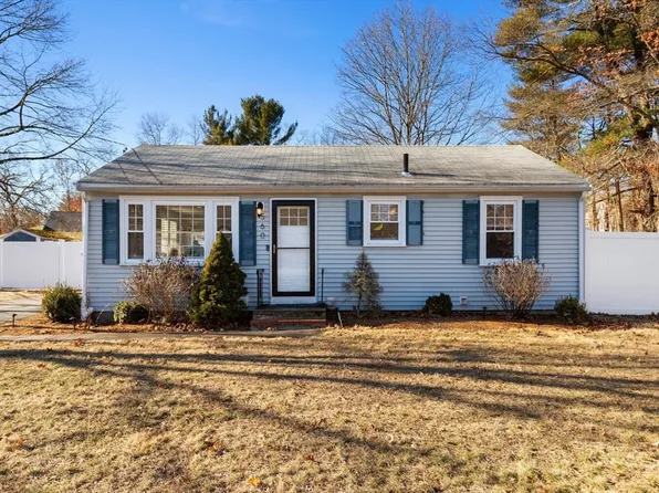 560 South St, Tewksbury, MA 01876