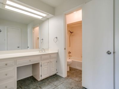 2017 Garden Oaks Dr, Arlington, TX, 76012