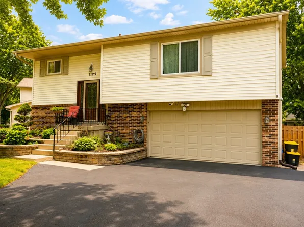 1129 Bramble Ave, Bolingbrook, IL 60490