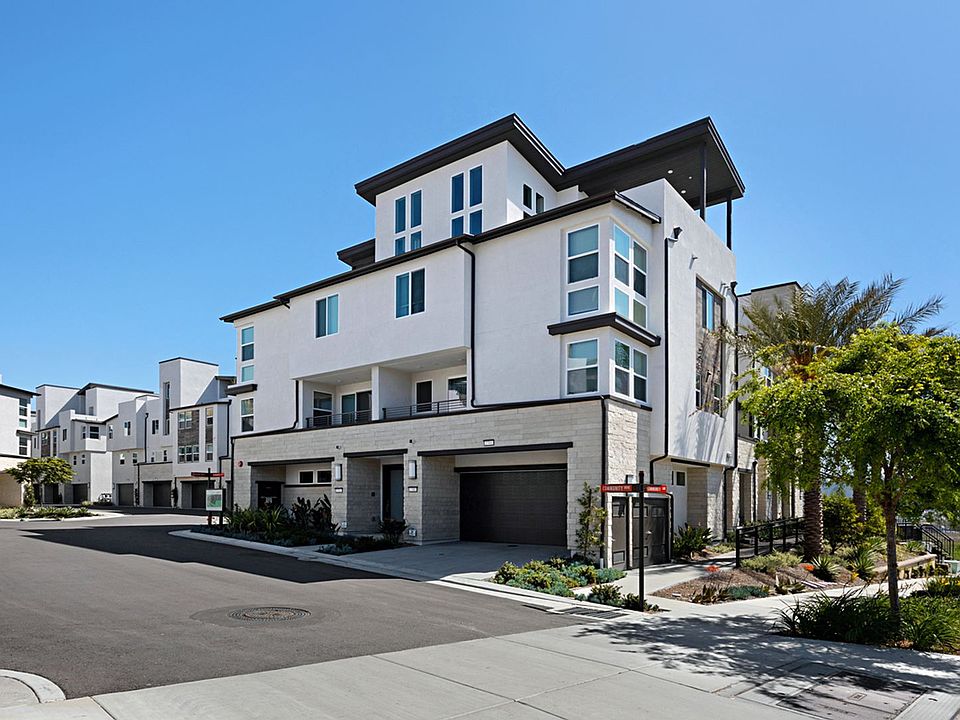 1st image of 2701 Community Dr