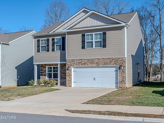 2nd image of 368 Hayley Marie Ln