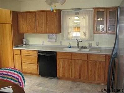2nd image of 411 West Ln