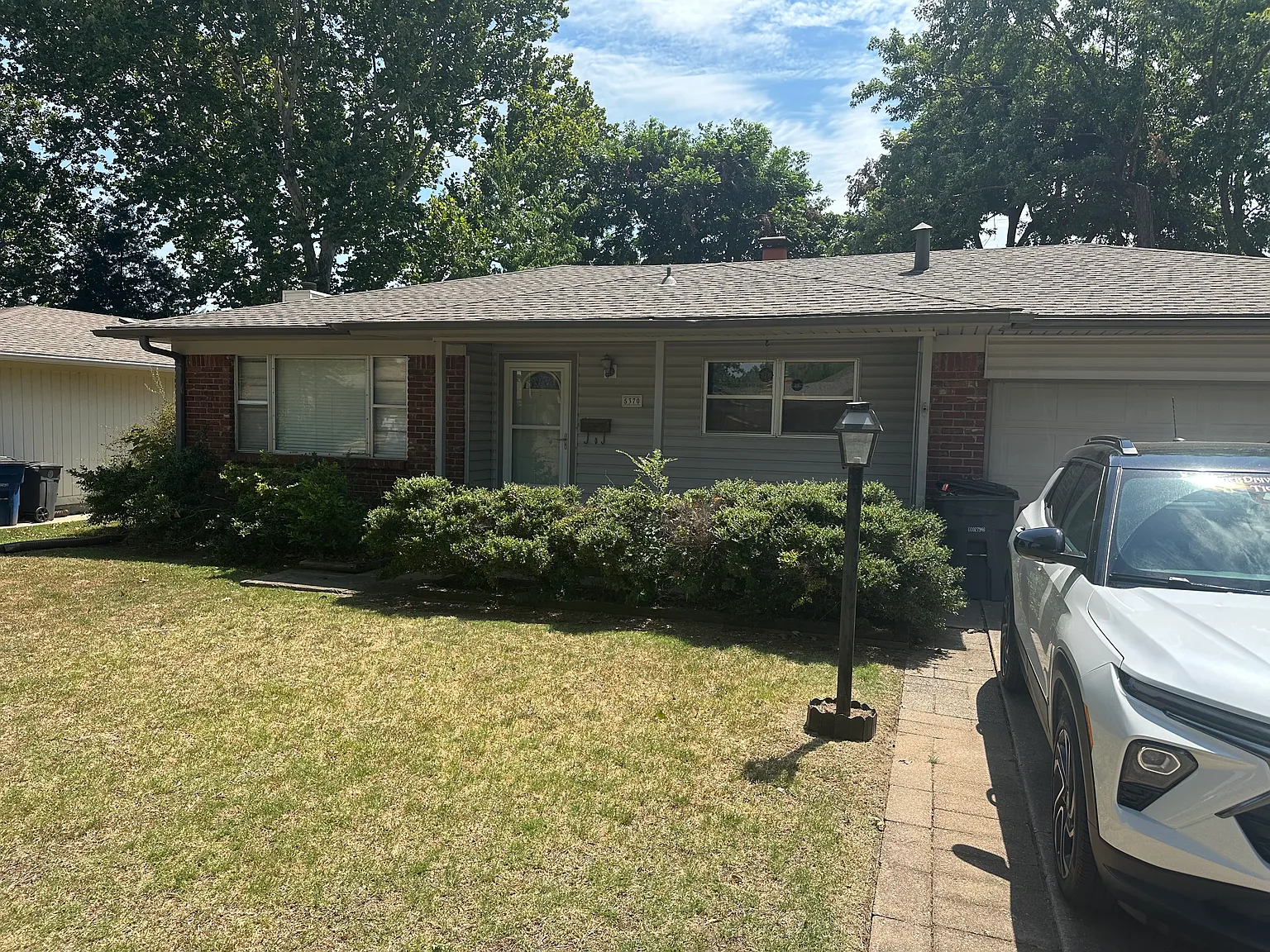 3 bed, 1316 sqft, $1,500 — Photo 1