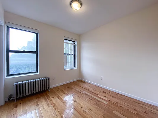 Rented by City Connections Realty | media 14