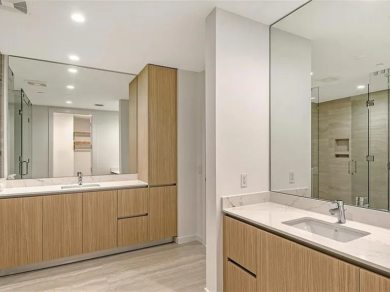 301 Quay Cmns #1011 — Photo 28