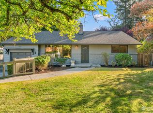 21611 92nd Ave W, Edmonds, WA 98020