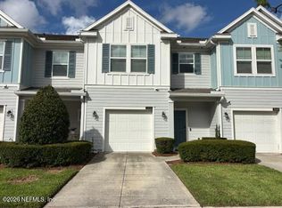 1606 Pottsburg Point Dr, Jacksonville, FL 32207