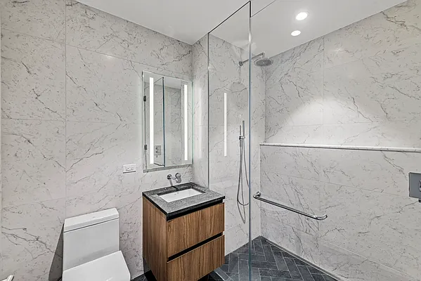 Rented by Nest Seekers International | media 8