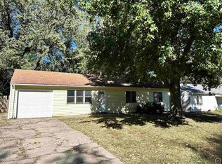 3543 SW Kerry Ave, Topeka, KS 66611