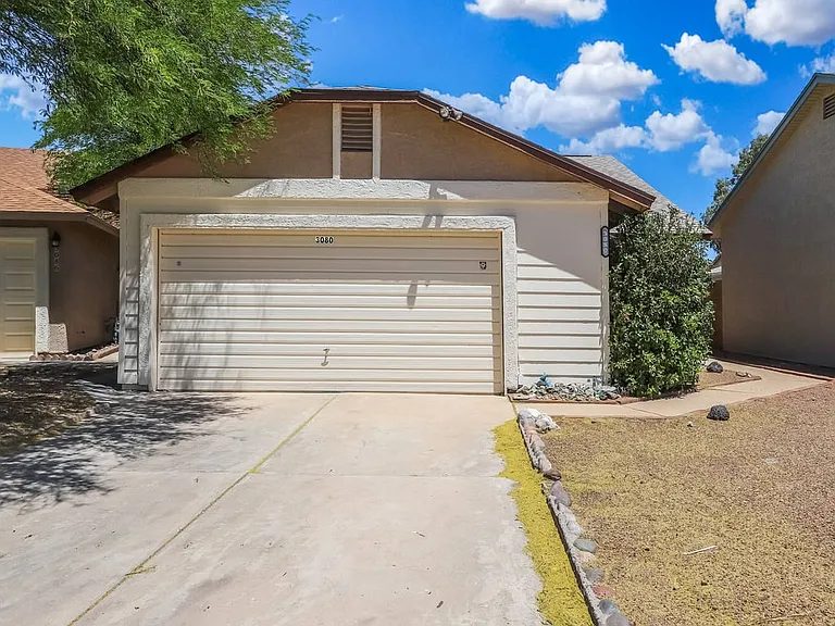3080 W Placita De La Roseta — Photo 3