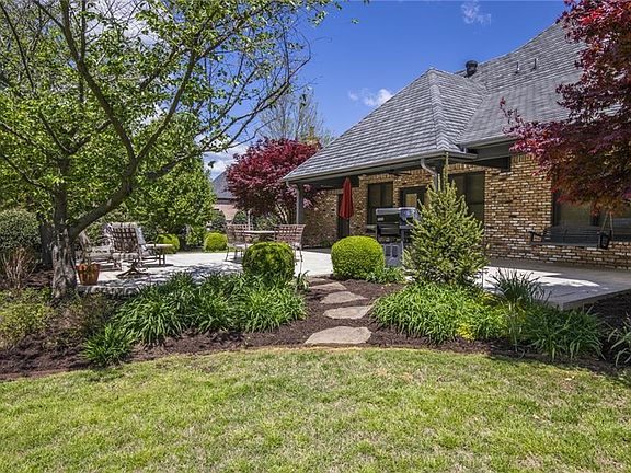 5th image of 4546 Caddo Ln