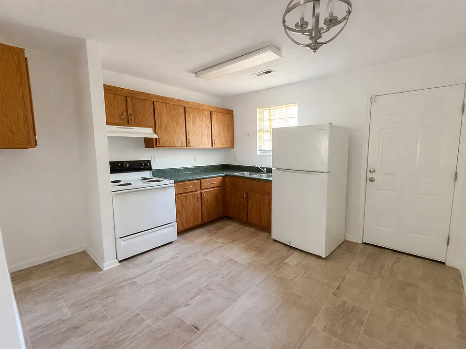 602 Kings Rd