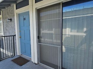 536 Spring Rd APT 100, Moorpark, CA 93021