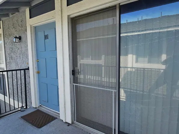 536 Spring Rd APT 100, Moorpark, CA 93021