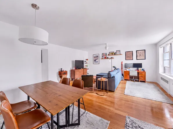 302 East 88th Street image 1 of 6