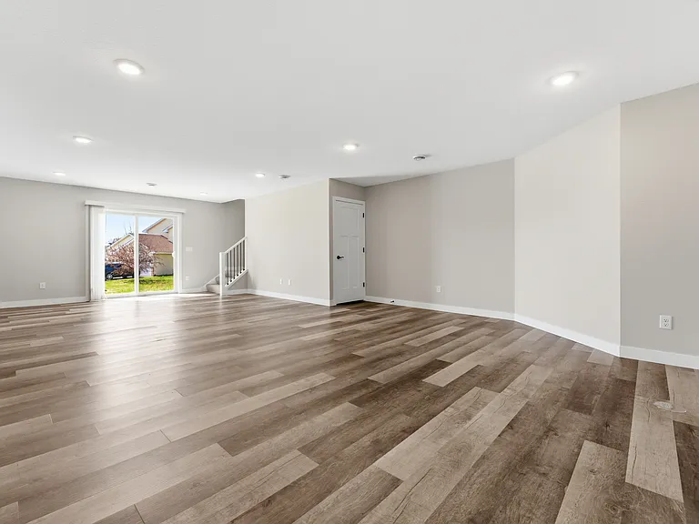 Walkout Level Family Room.