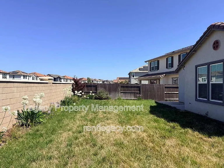 8332 Taylormade Way — Photo 29