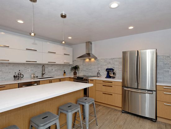 407 Orange St APT 207, Oakland, CA 94610