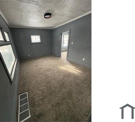 3rd image of 4066 E 138th St