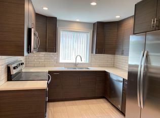 6718 174th Pl APT A, Tinley Park, IL