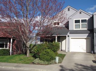 112 Brooks Ln, Ashland, OR 97520