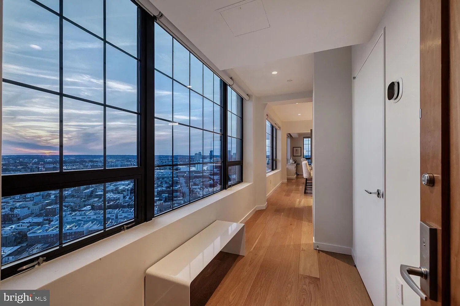 Silo Point Condominium — Photo 2