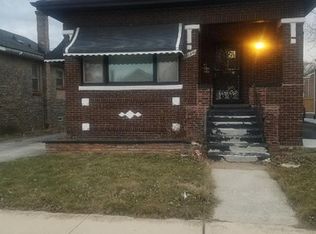 10234 S Bensley Ave, Chicago, IL