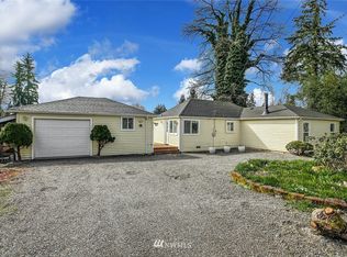 20202 Des Moines Memorial Dr, Seattle, WA 98198