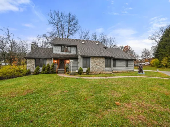 1749 Gloucester Dr, Fairfield, OH 45014