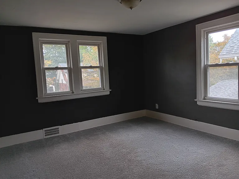 513 Storer Ave — Photo 15