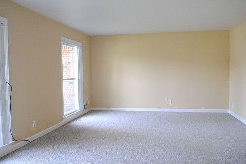 1st image of 216 Willard Dr