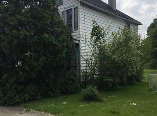 967 James St, Springfield, OH 45503