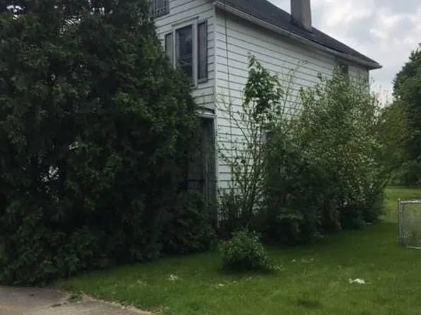 967 James St, Springfield, OH 45503