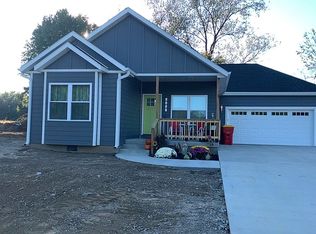 1201 Lakewood Dr, Pittsburg, KS 66762