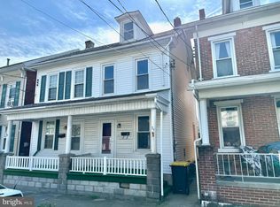37 N Church St, Robesonia, PA 19551