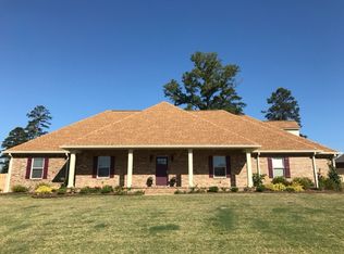136 S Saint Andrews Dr, El Dorado, AR 71730