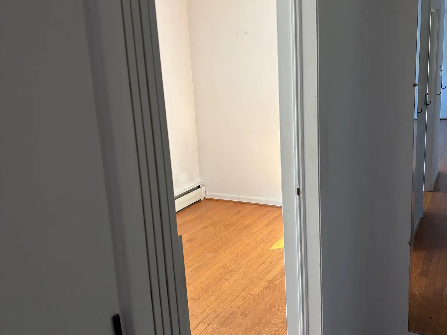 4 bed, 1500 sqft, $2,400 — Photo 4