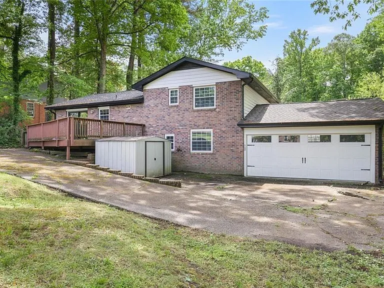 2903 Old Sewell Rd — Photo 30
