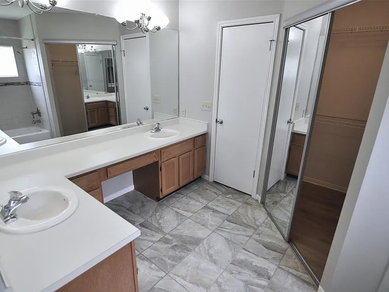 602 Timbergrove Ct — Photo 14