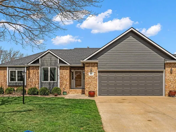 3004 Bently Ct, Lawrence, KS 66049