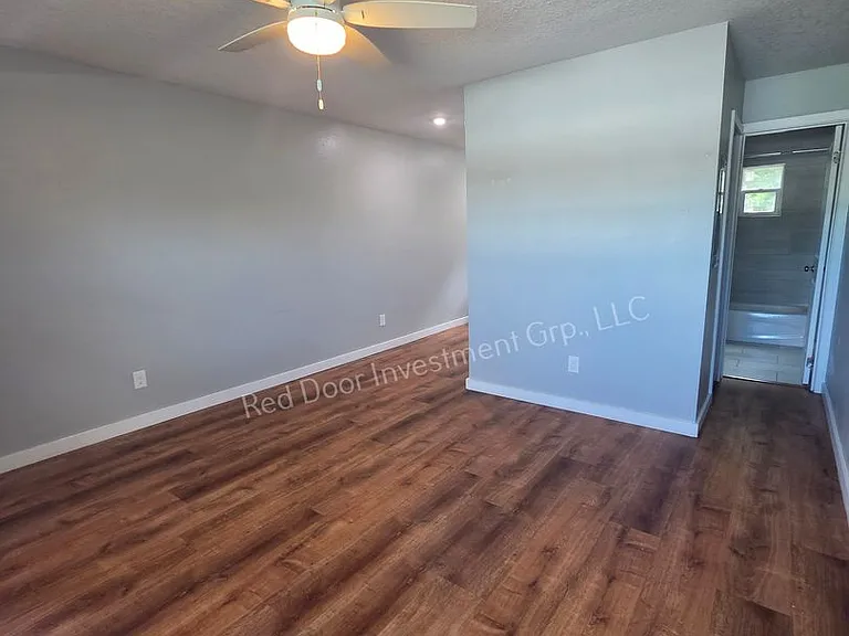 Riverside Apartments - Minutes to the River - Multiple Units Available — Photo 7