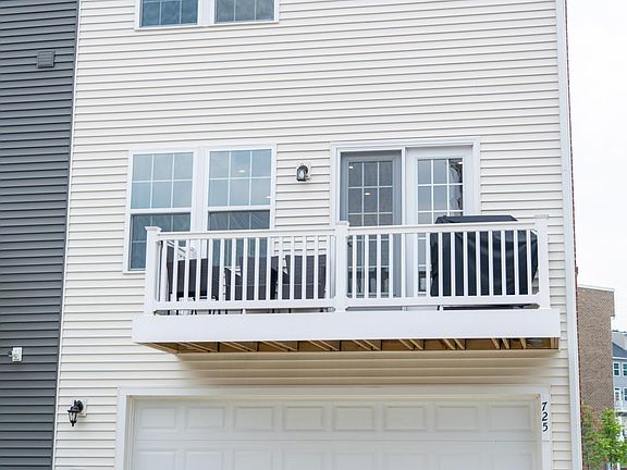 Two Car Garage with Driveway
