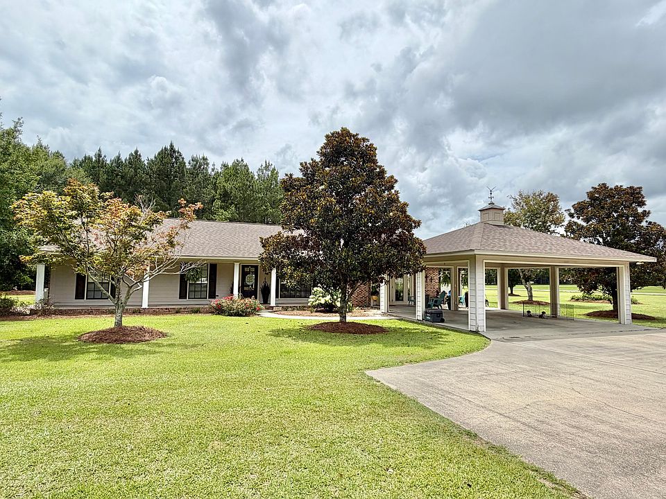 1st image of 10 Airport Rd