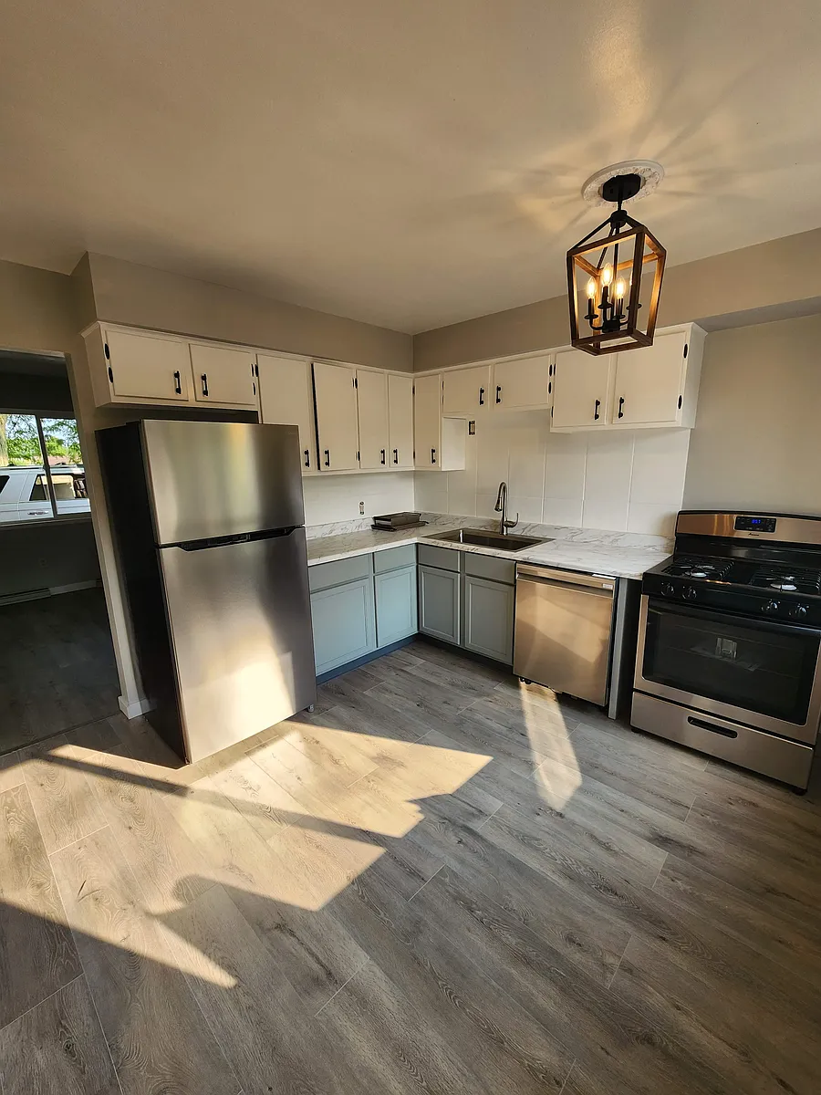 Building Photo - 431 Austin Ave NW #1