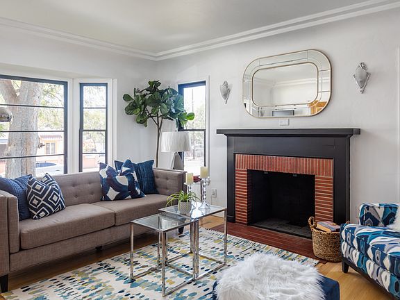 4th image of 5009 Meridian St