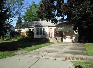 770 Chippewa St, Mount Clemens, MI 48043