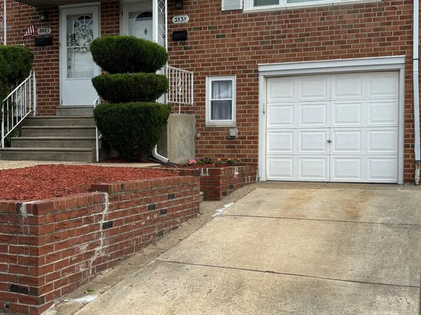 3535 Oakhill Rd, Philadelphia, PA 19154