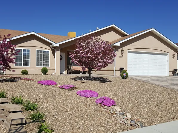 3837 Sherwood St, Farmington, NM 87402